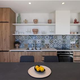 3 bedroom villa with pool & sea views, near Palaiokastrítsa, sleeps 6